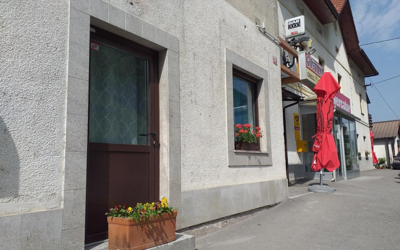 Ferienwohnung Rezi Slap ob Idrijci Exterior foto